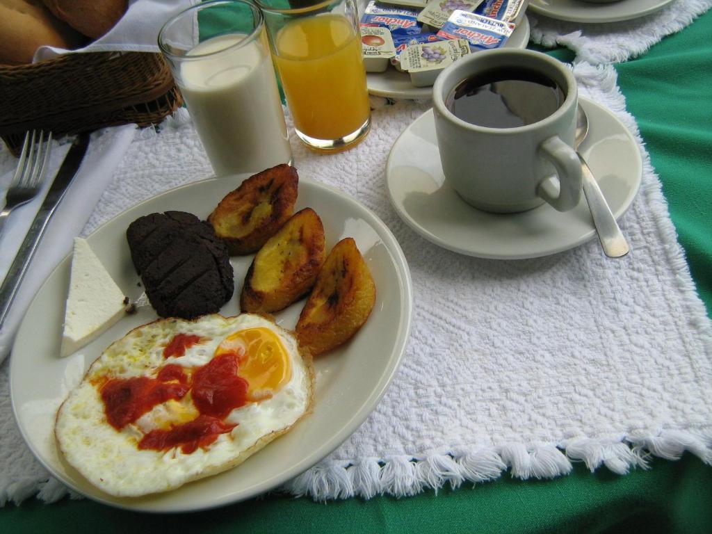 Hotel Posada De Maria Antigua Екстер'єр фото